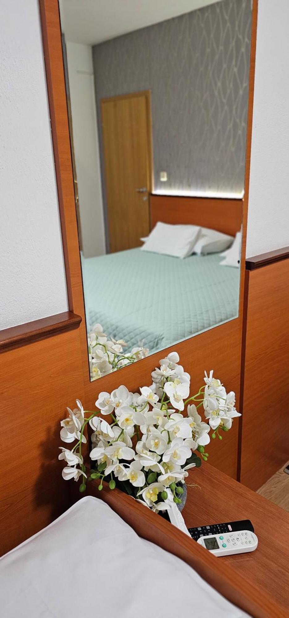 Sobe/Rooms Riva Zadar Exterior foto